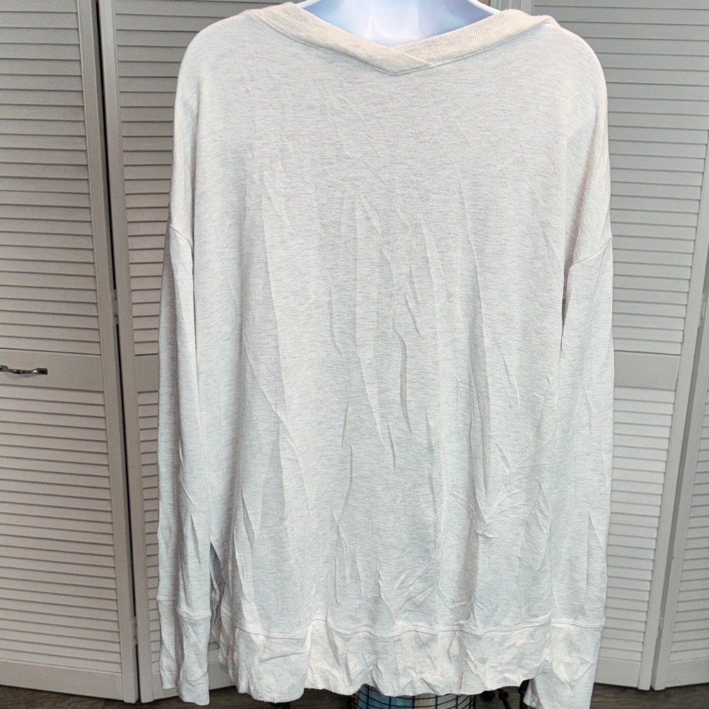 Athleta  V-Neck Top - Picture 6 of 7